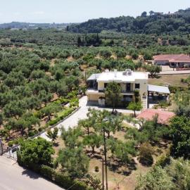 Ellio Apartments