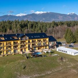 Dovalovec Resort Boutique Wellness and Krivan View, hotel in Liptovský Hrádok