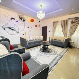 Stylish Luxe 2 Bedroom APT 1 - Wuse 2 with Netflix, 247 Power & High Speed Wifi