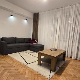 Shakespeare Central Apartment