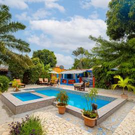 Mango Lodge Gambia、Brufutのホテル