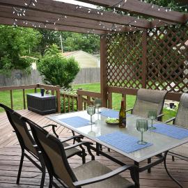 2BR House with Backyard Near Lake Erie, Wineries & Geneva-on-the-Lake, Hotel in Madison