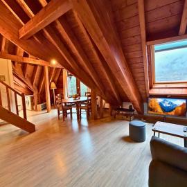 Ático Miraestrela: Dúplex con Vistas a Sallent, hotel in Sallent de Gállego
