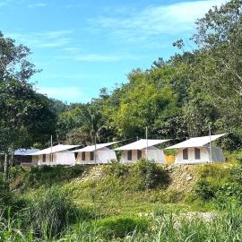 Hilir Hening Glamping, hotel di Batu Caves