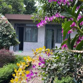 Homestay Buôn Mê 1, hotel a Buôn Ðũng