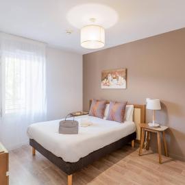 Quality Aparthotel Lyon L'Isle-d Abeau, מלון בל'איל-ד'אביו