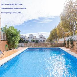 Jouvacations Villa 3 Freser con piscina compartida, hotel en Empuriabrava