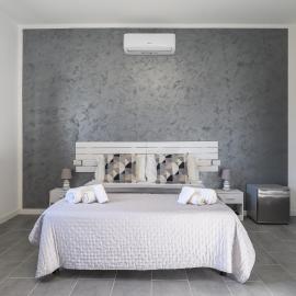 Silver Nest - 9 min to Airport - Free Netflix e Wi-Fi, Hotel in Fiumicino