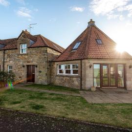 Swilken Lodge - Blacklaws Steading, hotel in Anstruther