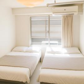 Honmachi Spacious Family Apartment 3min Walk from Station for 6 Guests 1008, hotel em Osaka