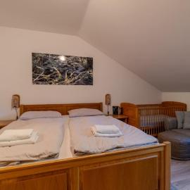 Gemuetliches Apartment, Sauna, Nationalpark, Ruhe, hotel in Lindberg