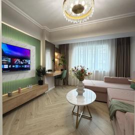 Charming Apartments close CenterCity and Airport by Glam - Parking Option, Hotel in Iaşi
