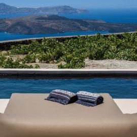 Santo Blue Santorini Caldera View Luxury Houses, Hotel in Megalochori