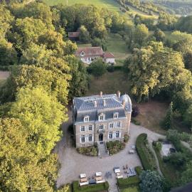 Domaine des Monts de la Baie โรงแรมในMareuil-Caubert