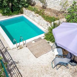 Villa Adamantia, hotel sa Oziás