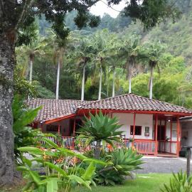 Hostal Rio Arabia - Valle De Cocora HOTEL