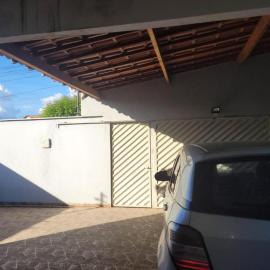 Suítes Privativas - Casa Compartilhada, hotel in São Raimundo Nonato