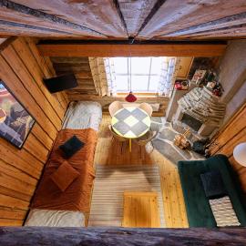 Ski-inn kelohuoneisto Pyhätunturissa, hotel in Pelkosenniemi