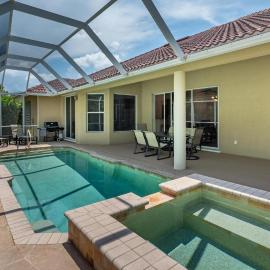69 Tahiti Rd