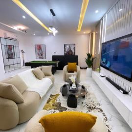 2-Bedroom Apartment with Pool, Gym, Tennis & Snooker in Lekki Ajah