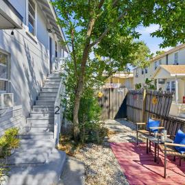 Modern Studio • Balcony • Pet Friendly