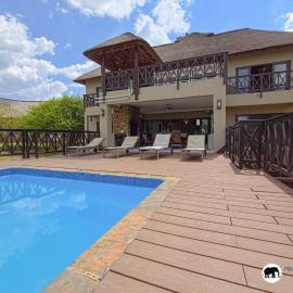 Mufasa's Den Zebula – hotel w mieście Bela Bela
