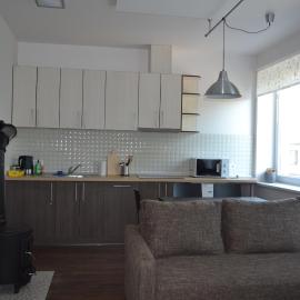 NG Apartments, מלון בפלונגה