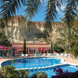 Apartamentos Oasis de las Palmeras, hotel u gradu Bolnuevo