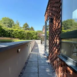 Lynwood, 5 bed, 4 bath, private large drive، فندق في Bratton