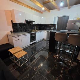 Domek całoroczny Jantar - 2 sypialnie, max 6 osób, jacuzzi, hotel Jantarban