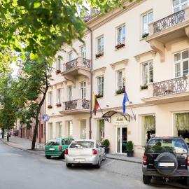 Ivolita Vilnius, hotel Vilniusban