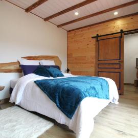 Chambre dhôtes La Pimprenelle repos et nature, Hotel in Le Syndicat