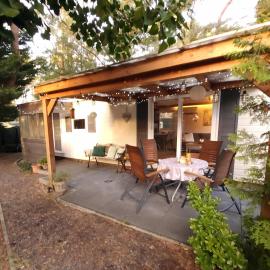 Tiny house in bos bij Veluwezoom rust en comfort, hotel a Hattemerbroek