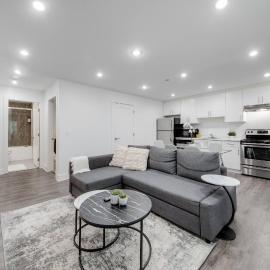 Modern 2Bed Suite Near Capilano Bridge & Trails