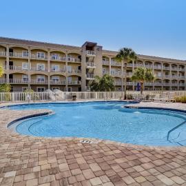 Stunning 3BR Condo with Wraparound Porch - Ocean Park