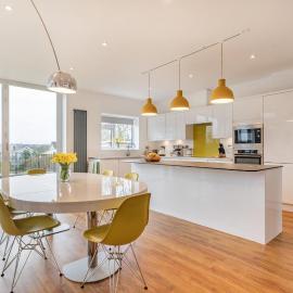 4 Bed in Killay oc-c28372