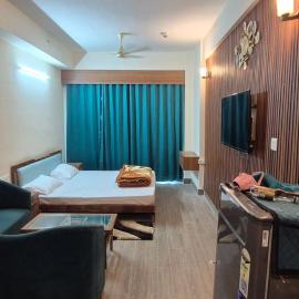 Studio Apartment, hotelli kohteessa Dankaur