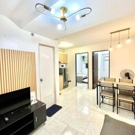 2BR Family Condo for 6pax near IT Park Budget Stay at Urban Deca Homes Banilad by Gerra unit Khero, hotel a Ciutat de Mandaue