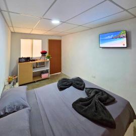Tucacas, Suite Matrimonial, Piscina y Playa Privada, hotel a Boca de Aroa