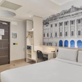 B&B Hotel Como Camerlata, hotel u Comu