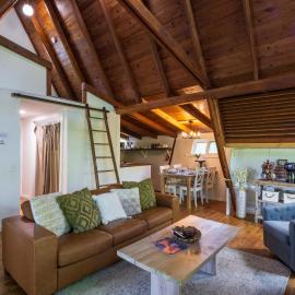 Firepit•Lakefront wLake Access•Hot Tub•Fireplace, hotel sa Rockbridge
