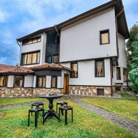 Villa TIANA Bansko 7-Bedroom Luxury Chalet, hotel v mestu Bansko