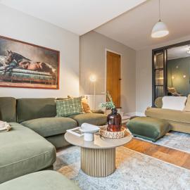 Spacious 4-Bed Cottage with Hot Tub&Parking