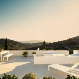Villa OMalley Into the Cycladic wild