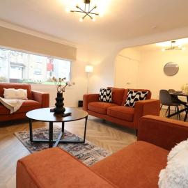 Modern 3BR Home with Parking