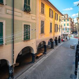 Le Finestre su Via Veneto – hotel w mieście Chiavari