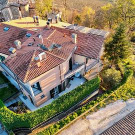 3 Bedroom Awesome Apartment In Peglio, hotel in Peglio
