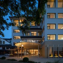 NEST HOUSE, hotel en Linyi