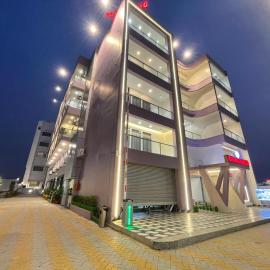 Parth King Resort, khách sạn ở Tarapith