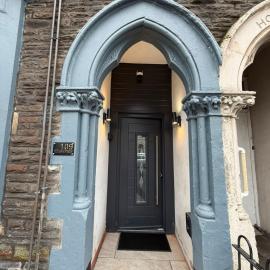 Large Family and Group Home in Cardiff Central